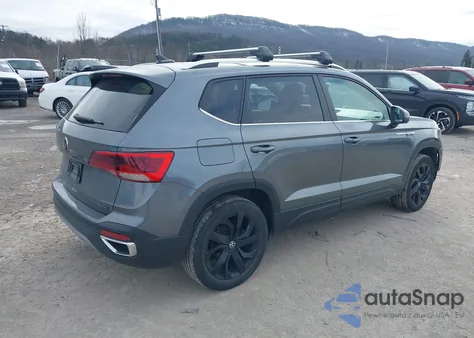 2022 Volkswagen Taos 1.5T Se z USA, uszkodzony, nr VIN 3VVPX7B29NM082754